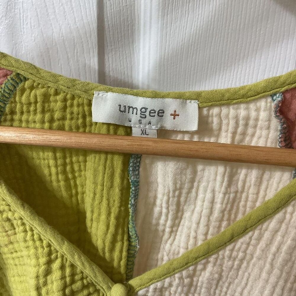 Umgee Colorblock V-Neck Gauze Top XL - Picture 2 of 4